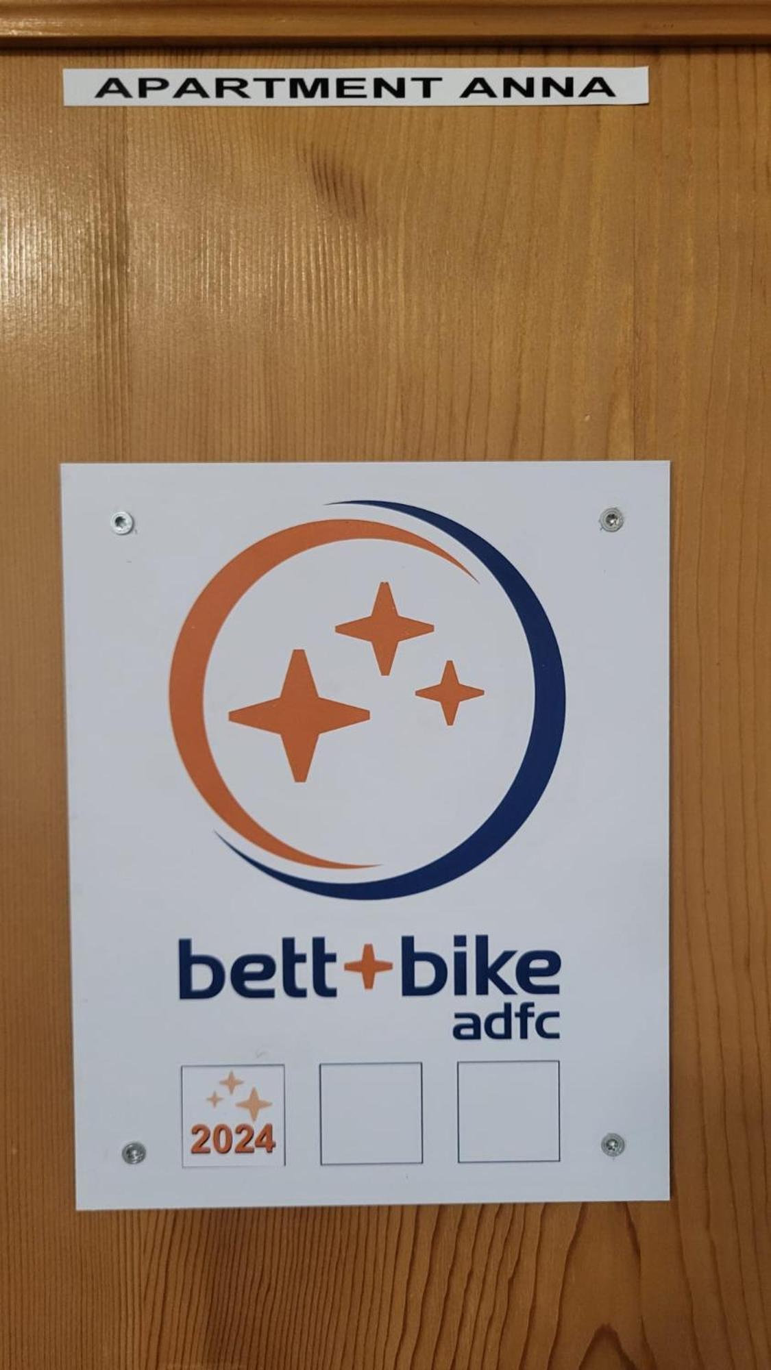 Zwei Schlafzimmer Ferienapartment Anna Am Stubenbergsee Inklusive Vier E-Bikes Dış mekan fotoğraf